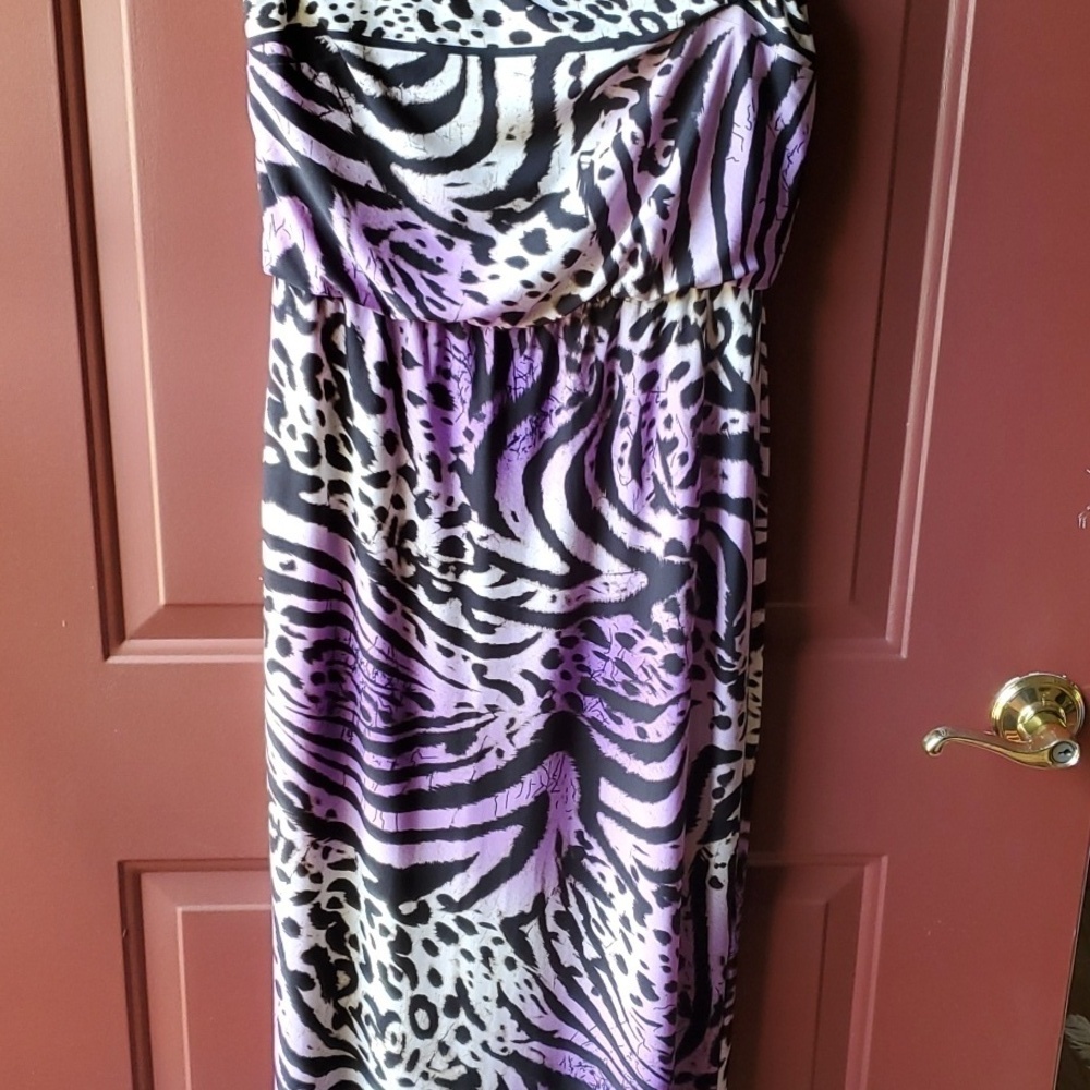 Boston Proper purple animal print maxi dress. Strapless size 4